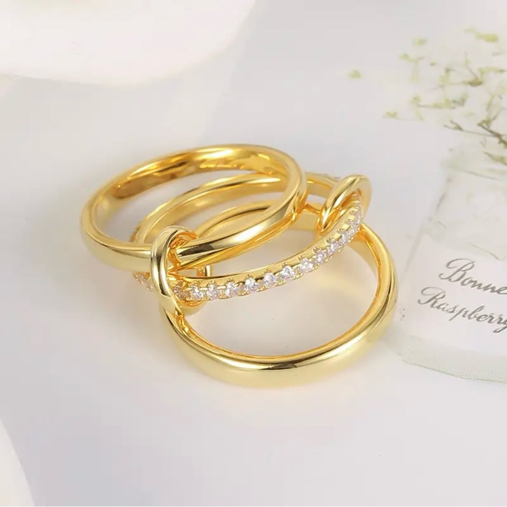 Linked Ring Stack